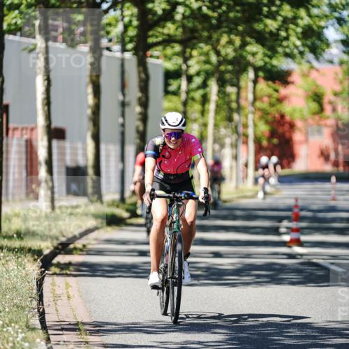 09.08.2026 - GEWOBA Citytriathlon Bremen Michael Burmester http://msf.ph/oto/9950107 09.08.2026 13:03:11 Radfahren 779, 898, 985, 1102, 1105 meine-sportfotos.de
