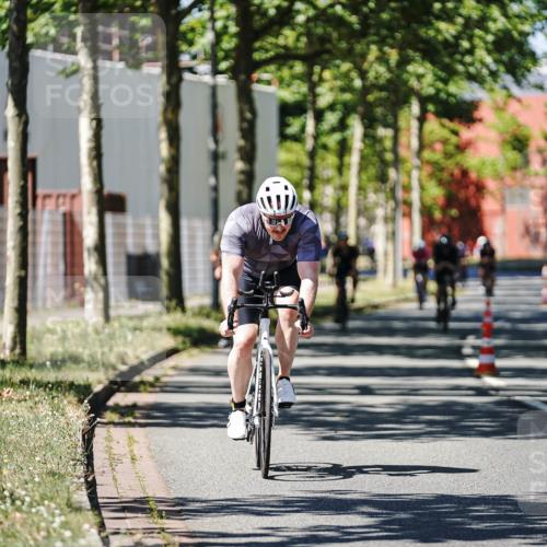 09.08.2026 - GEWOBA Citytriathlon Bremen Michael Burmester http://msf.ph/oto/9950118 09.08.2026 13:03:22 Radfahren 703, 735, 768, 779, 885, 945, 985, 1102 meine-sportfotos.de