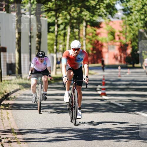 09.08.2026 - GEWOBA Citytriathlon Bremen Michael Burmester http://msf.ph/oto/9950131 09.08.2026 13:03:33 Radfahren 575, 591, 616, 703, 735, 768, 793, 835, 885, 945, 1106 meine-sportfotos.de