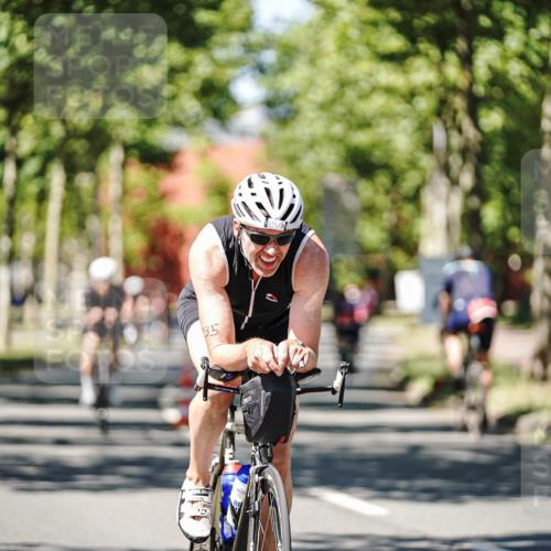 09.08.2026 - GEWOBA Citytriathlon Bremen Michael Burmester http://msf.ph/oto/9950136 09.08.2026 13:03:37 Radfahren 575, 591, 616, 721, 735, 793, 835, 885, 945, 1106, 1122 meine-sportfotos.de