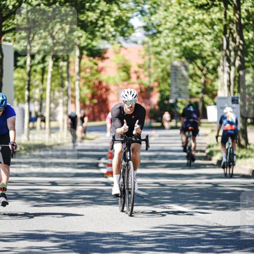 09.08.2026 - GEWOBA Citytriathlon Bremen Michael Burmester http://msf.ph/oto/9950139 09.08.2026 13:03:38 Radfahren 575, 591, 616, 721, 735, 793, 835, 885, 945, 1106, 1122, 1157 meine-sportfotos.de