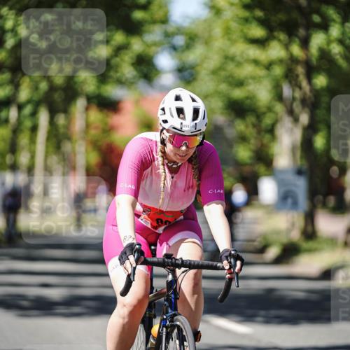 09.08.2026 - GEWOBA Citytriathlon Bremen Michael Burmester http://msf.ph/oto/9950148 09.08.2026 13:03:50 Radfahren 575, 646, 698, 721, 769, 793, 828, 835, 842, 891, 974, 1122, 1157 meine-sportfotos.de