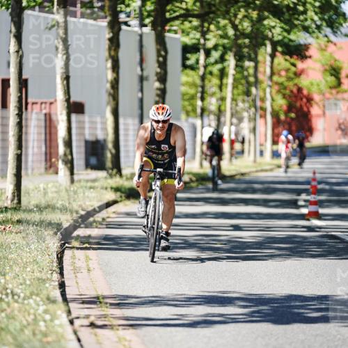 09.08.2026 - GEWOBA Citytriathlon Bremen Michael Burmester http://msf.ph/oto/9950167 09.08.2026 13:04:09 Radfahren 662, 842, 853, 883, 955, 996, 1001, 1108 meine-sportfotos.de