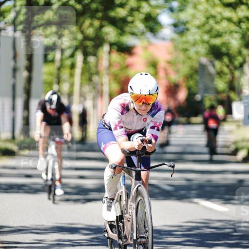 09.08.2026 - GEWOBA Citytriathlon Bremen Michael Burmester http://msf.ph/oto/9950170 09.08.2026 13:04:13 Radfahren 662, 853, 883, 941, 955, 1001 meine-sportfotos.de