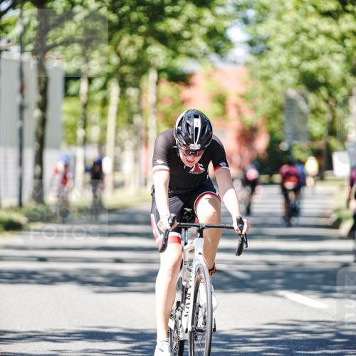 09.08.2026 - GEWOBA Citytriathlon Bremen Michael Burmester http://msf.ph/oto/9950173 09.08.2026 13:04:14 Radfahren 662, 853, 883, 941, 955, 1001 meine-sportfotos.de