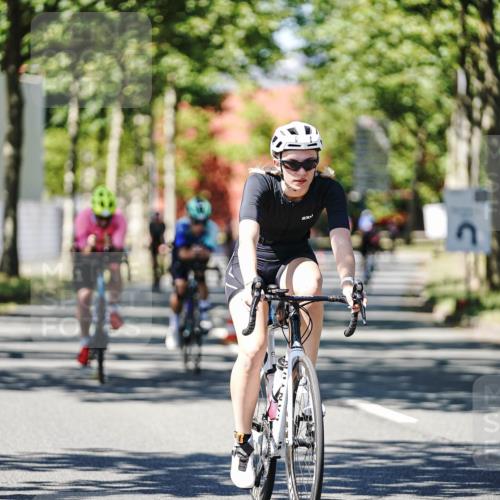 09.08.2026 - GEWOBA Citytriathlon Bremen Michael Burmester http://msf.ph/oto/9950186 09.08.2026 13:04:25 Radfahren 112, 569, 630, 881, 883, 936, 941, 955, 962, 997, 1002 meine-sportfotos.de