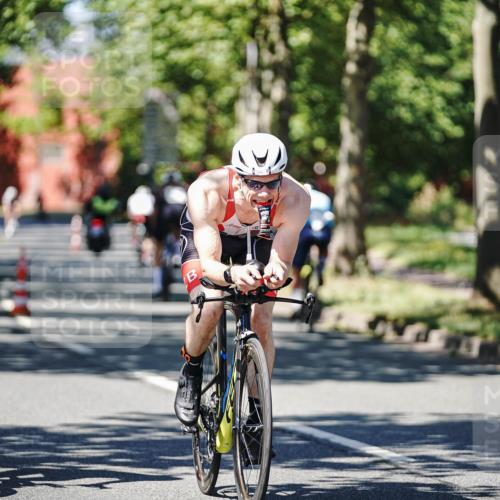 09.08.2026 - GEWOBA Citytriathlon Bremen Michael Burmester http://msf.ph/oto/9950223 09.08.2026 13:05:07 Radfahren 652, 747, 777, 818, 908, 917, 922, 1139 meine-sportfotos.de