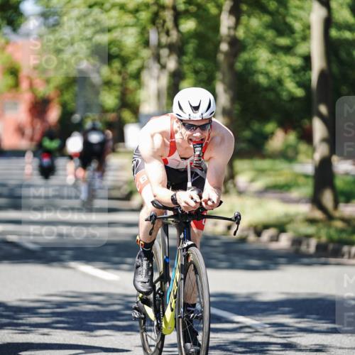 09.08.2026 - GEWOBA Citytriathlon Bremen Michael Burmester http://msf.ph/oto/9950224 09.08.2026 13:05:07 Radfahren 652, 747, 777, 818, 908, 917, 922, 1139 meine-sportfotos.de
