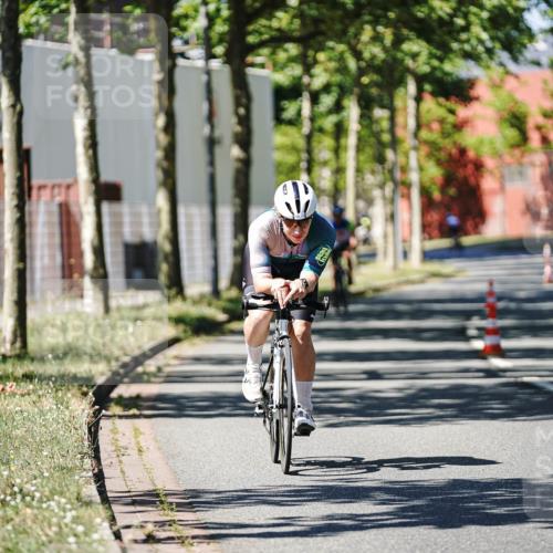 09.08.2026 - GEWOBA Citytriathlon Bremen Michael Burmester http://msf.ph/oto/9950228 09.08.2026 13:05:17 Radfahren 583, 652, 818, 830, 922, 1139 meine-sportfotos.de