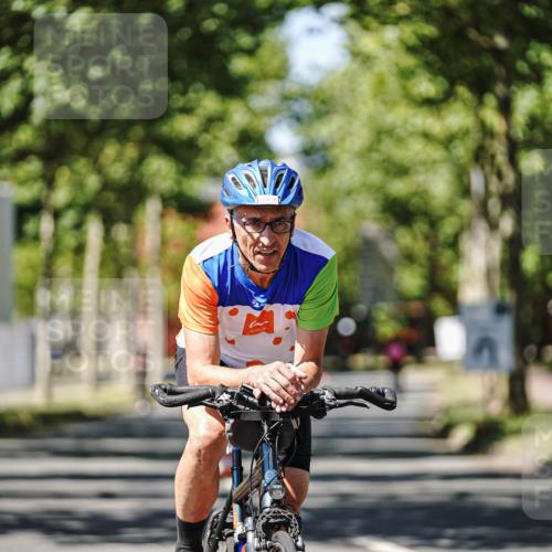 09.08.2026 - GEWOBA Citytriathlon Bremen Michael Burmester http://msf.ph/oto/9950234 09.08.2026 13:05:23 Radfahren 583, 613, 818, 830, 1139 meine-sportfotos.de