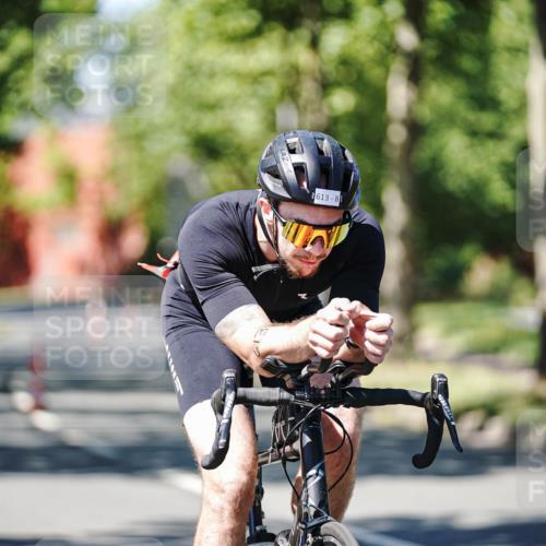 09.08.2026 - GEWOBA Citytriathlon Bremen Michael Burmester http://msf.ph/oto/9950238 09.08.2026 13:05:29 Radfahren 583, 613, 642, 830 meine-sportfotos.de