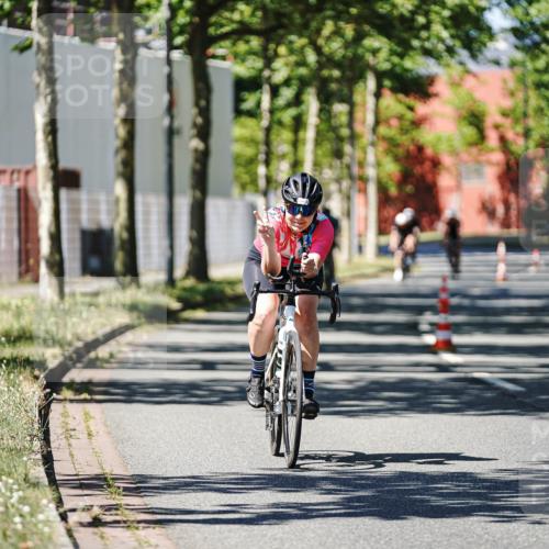 09.08.2026 - GEWOBA Citytriathlon Bremen Michael Burmester http://msf.ph/oto/9950259 09.08.2026 13:06:03 Radfahren 540, 618, 619, 913, 969 meine-sportfotos.de
