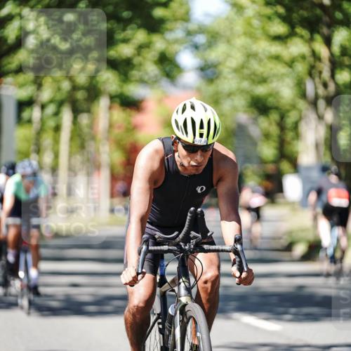 09.08.2026 - GEWOBA Citytriathlon Bremen Michael Burmester http://msf.ph/oto/9950281 09.08.2026 13:06:23 Radfahren 547, 645, 647, 677, 683, 685, 765, 927 meine-sportfotos.de