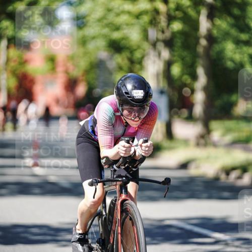 09.08.2026 - GEWOBA Citytriathlon Bremen Michael Burmester http://msf.ph/oto/9950289 09.08.2026 13:06:33 Radfahren 544, 624, 644, 645, 647, 677, 683, 685, 811, 824, 882, 927, 987 meine-sportfotos.de