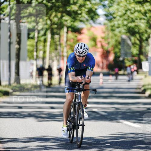 09.08.2026 - GEWOBA Citytriathlon Bremen Michael Burmester http://msf.ph/oto/9950290 09.08.2026 13:06:34 Radfahren 544, 554, 624, 644, 647, 677, 683, 685, 811, 824, 882, 927, 987 meine-sportfotos.de