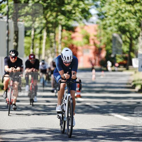 09.08.2026 - GEWOBA Citytriathlon Bremen Michael Burmester http://msf.ph/oto/9950293 09.08.2026 13:06:39 Radfahren 544, 554, 624, 644, 685, 811, 824, 874, 882, 987 meine-sportfotos.de