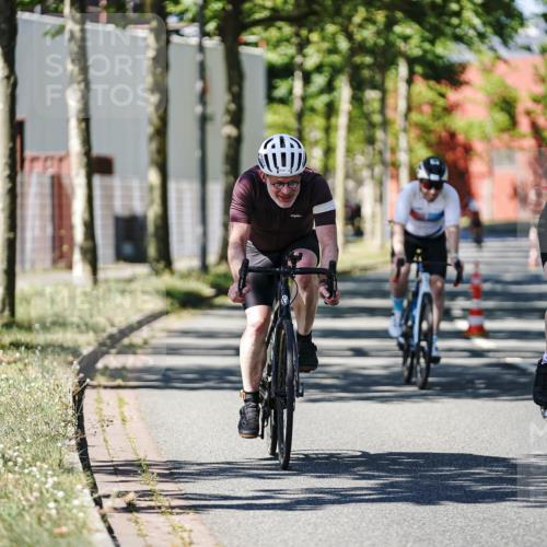 09.08.2026 - GEWOBA Citytriathlon Bremen Michael Burmester http://msf.ph/oto/9950297 09.08.2026 13:06:41 Radfahren 544, 554, 624, 644, 811, 824, 874, 882, 987 meine-sportfotos.de