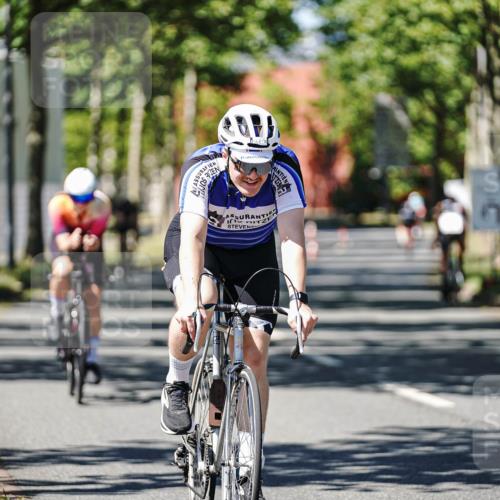 09.08.2026 - GEWOBA Citytriathlon Bremen Michael Burmester http://msf.ph/oto/9950304 09.08.2026 13:06:50 Radfahren 544, 554, 563, 644, 719, 811, 874, 924, 983 meine-sportfotos.de