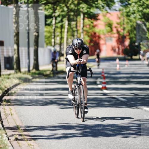 09.08.2026 - GEWOBA Citytriathlon Bremen Michael Burmester http://msf.ph/oto/9950308 09.08.2026 13:06:55 Radfahren 563, 719, 784, 874, 924, 983, 1008 meine-sportfotos.de