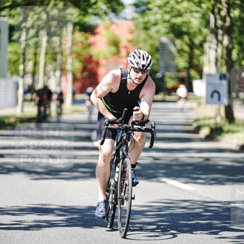 09.08.2026 - GEWOBA Citytriathlon Bremen Michael Burmester http://msf.ph/oto/9950319 09.08.2026 13:07:03 Radfahren 563, 592, 680, 719, 784, 924, 983, 1008, 1155 meine-sportfotos.de