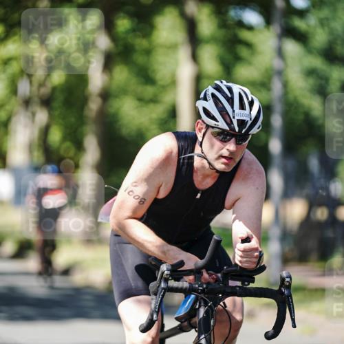 09.08.2026 - GEWOBA Citytriathlon Bremen Michael Burmester http://msf.ph/oto/9950321 09.08.2026 13:07:04 Radfahren 592, 680, 719, 784, 924, 983, 1008, 1155 meine-sportfotos.de