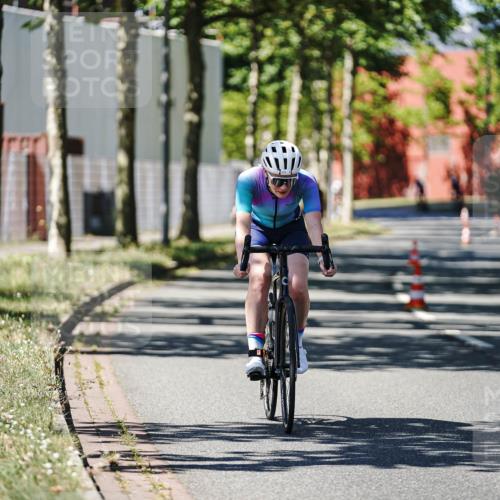 09.08.2026 - GEWOBA Citytriathlon Bremen Michael Burmester http://msf.ph/oto/9950327 09.08.2026 13:07:24 Radfahren 959, 1149, 1158 meine-sportfotos.de