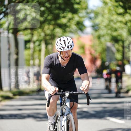 09.08.2026 - GEWOBA Citytriathlon Bremen Michael Burmester http://msf.ph/oto/9950345 09.08.2026 13:07:53 Radfahren 590, 648, 932 meine-sportfotos.de