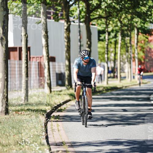 09.08.2026 - GEWOBA Citytriathlon Bremen Michael Burmester http://msf.ph/oto/9950347 09.08.2026 13:07:58 Radfahren 590, 648, 688, 932, 1150 meine-sportfotos.de