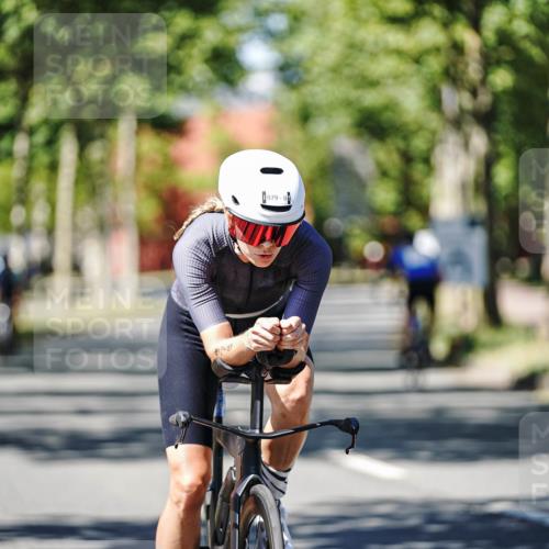 09.08.2026 - GEWOBA Citytriathlon Bremen Michael Burmester http://msf.ph/oto/9950358 09.08.2026 13:08:18 Radfahren 710, 730, 899, 979 meine-sportfotos.de