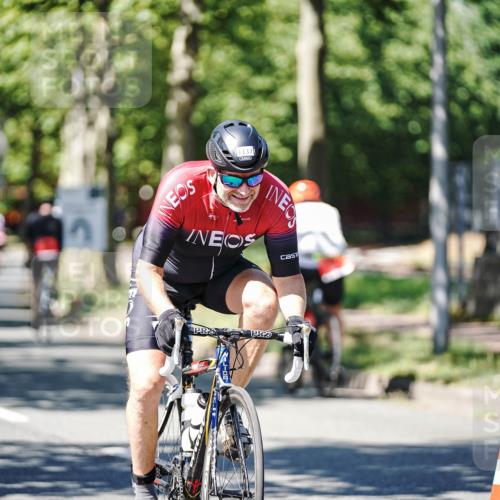 09.08.2026 - GEWOBA Citytriathlon Bremen Michael Burmester http://msf.ph/oto/9950366 09.08.2026 13:08:28 Radfahren 730, 820, 879, 904, 979, 1016, 1137 meine-sportfotos.de