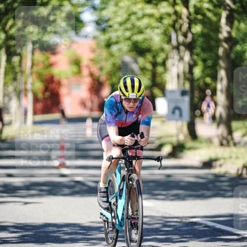 09.08.2026 - GEWOBA Citytriathlon Bremen Michael Burmester http://msf.ph/oto/9950372 09.08.2026 13:08:33 Radfahren 730, 756, 820, 879, 904, 1016, 1137 meine-sportfotos.de