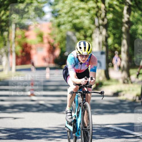 09.08.2026 - GEWOBA Citytriathlon Bremen Michael Burmester http://msf.ph/oto/9950373 09.08.2026 13:08:33 Radfahren 730, 756, 820, 879, 904, 1016, 1137 meine-sportfotos.de