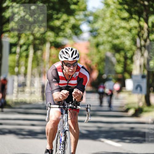 09.08.2026 - GEWOBA Citytriathlon Bremen Michael Burmester http://msf.ph/oto/9950380 09.08.2026 13:08:45 Radfahren 594, 605, 641, 686, 756, 820, 852, 1016 meine-sportfotos.de