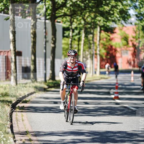09.08.2026 - GEWOBA Citytriathlon Bremen Michael Burmester http://msf.ph/oto/9950391 09.08.2026 13:09:06 Radfahren 589, 899, 1133, 1143 meine-sportfotos.de