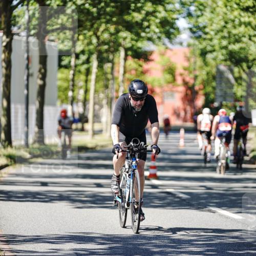 09.08.2026 - GEWOBA Citytriathlon Bremen Michael Burmester http://msf.ph/oto/9950400 09.08.2026 13:09:14 Radfahren 589, 724, 795, 899, 1103, 1143 meine-sportfotos.de