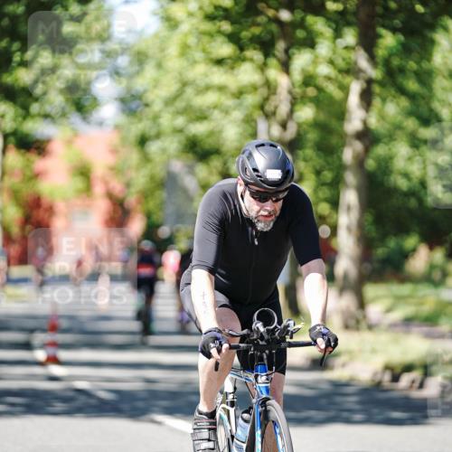 09.08.2026 - GEWOBA Citytriathlon Bremen Michael Burmester http://msf.ph/oto/9950402 09.08.2026 13:09:15 Radfahren 589, 724, 795, 826, 1103, 1143 meine-sportfotos.de