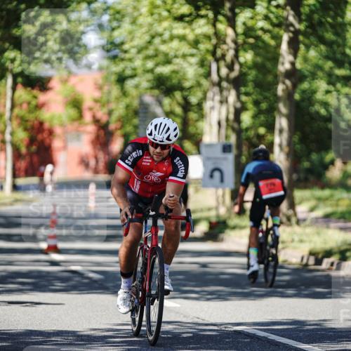 09.08.2026 - GEWOBA Citytriathlon Bremen Michael Burmester http://msf.ph/oto/9950413 09.08.2026 13:09:24 Radfahren 585, 724, 795, 826, 905, 999, 1103, 1114 meine-sportfotos.de