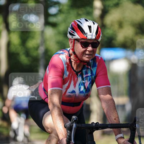 09.08.2026 - GEWOBA Citytriathlon Bremen Michael Burmester http://msf.ph/oto/9950414 09.08.2026 13:09:25 Radfahren 585, 724, 795, 826, 905, 999, 1103, 1114 meine-sportfotos.de