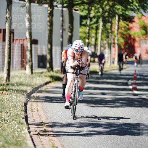 09.08.2026 - GEWOBA Citytriathlon Bremen Michael Burmester http://msf.ph/oto/9950415 09.08.2026 13:09:34 Radfahren 585, 826, 877, 905, 946, 999, 1114, 1129 meine-sportfotos.de