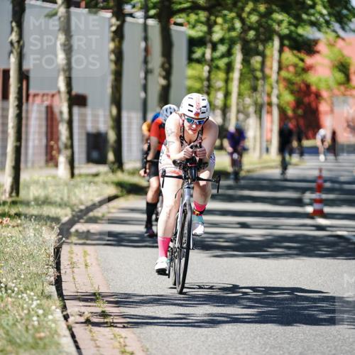 09.08.2026 - GEWOBA Citytriathlon Bremen Michael Burmester http://msf.ph/oto/9950416 09.08.2026 13:09:34 Radfahren 585, 826, 877, 905, 946, 999, 1114, 1129 meine-sportfotos.de