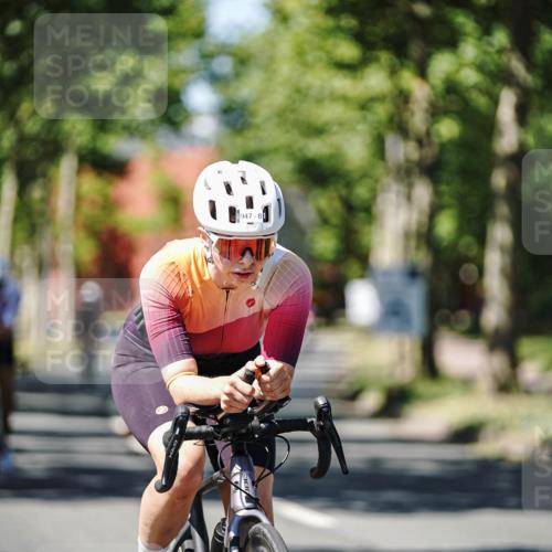 09.08.2026 - GEWOBA Citytriathlon Bremen Michael Burmester http://msf.ph/oto/9950439 09.08.2026 13:09:49 Radfahren 739, 822, 877, 880, 914, 947, 963, 1009, 1013, 1129, 1141 meine-sportfotos.de