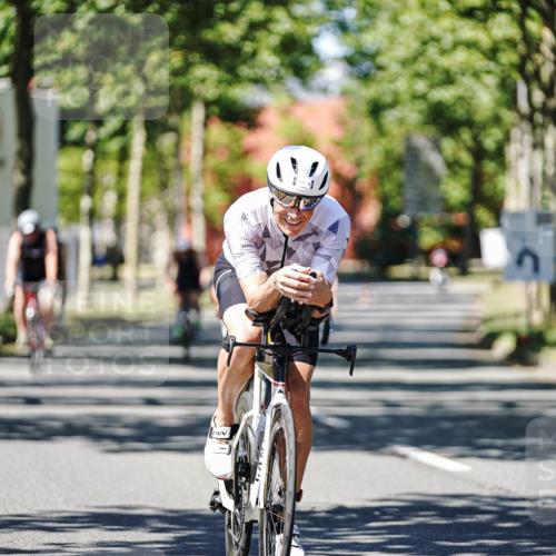 09.08.2026 - GEWOBA Citytriathlon Bremen Michael Burmester http://msf.ph/oto/9950440 09.08.2026 13:09:51 Radfahren 739, 799, 822, 880, 914, 947, 963, 1009, 1013, 1129, 1141 meine-sportfotos.de