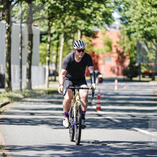 09.08.2026 - GEWOBA Citytriathlon Bremen Michael Burmester http://msf.ph/oto/9950446 09.08.2026 13:09:57 Radfahren 739, 799, 822, 880, 914, 947, 1009, 1013 meine-sportfotos.de