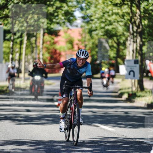 09.08.2026 - GEWOBA Citytriathlon Bremen Michael Burmester http://msf.ph/oto/9950454 09.08.2026 13:10:04 Radfahren 545, 739, 778, 799, 807, 880, 1130 meine-sportfotos.de