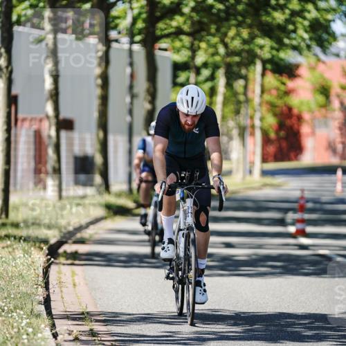 09.08.2026 - GEWOBA Citytriathlon Bremen Michael Burmester http://msf.ph/oto/9950459 09.08.2026 13:10:07 Radfahren 545, 739, 778, 799, 807, 880, 1130 meine-sportfotos.de