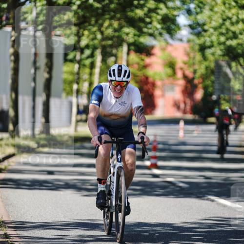09.08.2026 - GEWOBA Citytriathlon Bremen Michael Burmester http://msf.ph/oto/9950462 09.08.2026 13:10:08 Radfahren 545, 739, 778, 799, 807, 880, 1130 meine-sportfotos.de