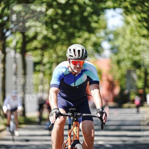 09.08.2026 - GEWOBA Citytriathlon Bremen Michael Burmester http://msf.ph/oto/9950488 09.08.2026 13:11:01 Radfahren 555, 598, 600, 615, 749, 750, 794, 884, 964, 993 meine-sportfotos.de