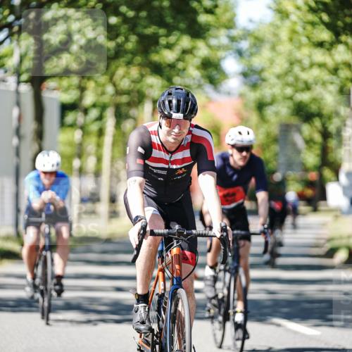 09.08.2026 - GEWOBA Citytriathlon Bremen Michael Burmester http://msf.ph/oto/9950503 09.08.2026 13:11:17 Radfahren 555, 566, 596, 600, 639, 679, 728, 749, 788, 792, 814 meine-sportfotos.de