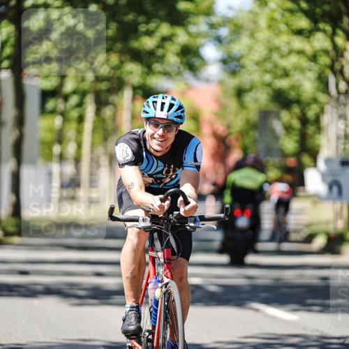 09.08.2026 - GEWOBA Citytriathlon Bremen Michael Burmester http://msf.ph/oto/9950509 09.08.2026 13:11:19 Radfahren 555, 566, 596, 600, 639, 679, 728, 788, 792, 814 meine-sportfotos.de