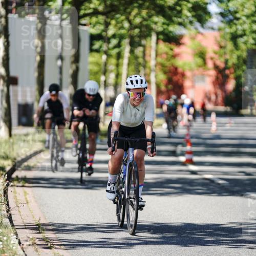 09.08.2026 - GEWOBA Citytriathlon Bremen Michael Burmester http://msf.ph/oto/9950551 09.08.2026 13:12:16 Radfahren 636, 638, 745, 758, 781, 812, 861, 935, 981, 1015 meine-sportfotos.de